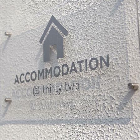 Accommodation @ 32 Дънгарван Екстериор снимка