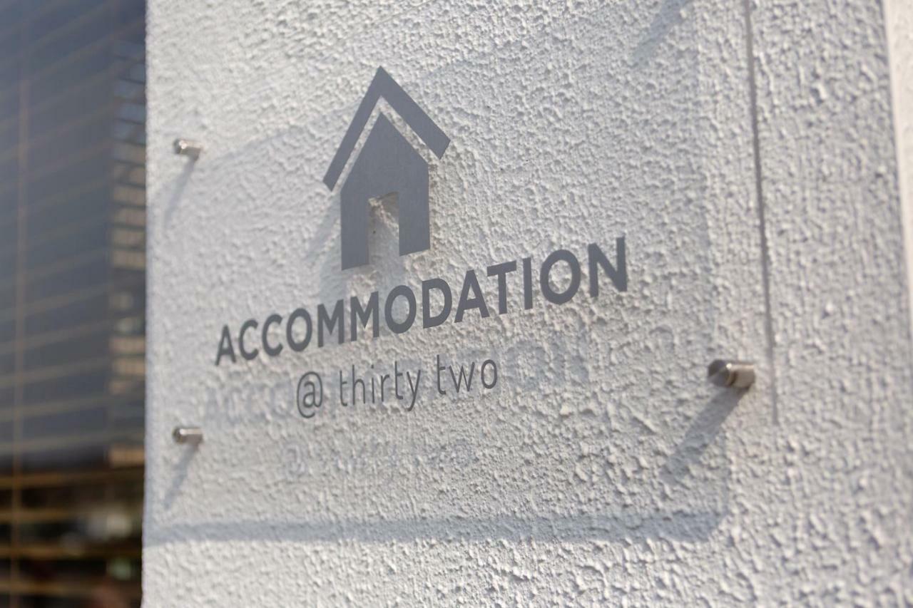Accommodation @ 32 Дънгарван Екстериор снимка