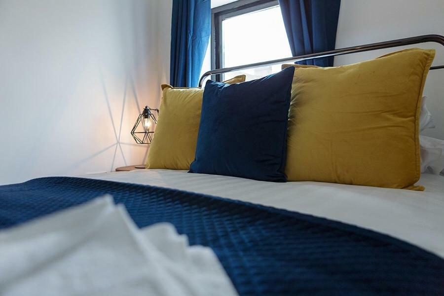 Accommodation @ 32 Дънгарван Екстериор снимка